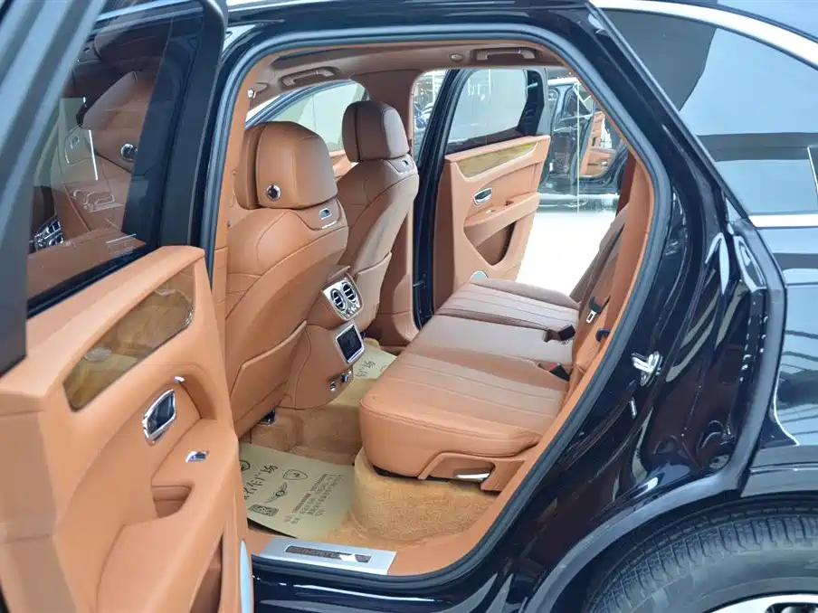 Bentley Bentayga 2022