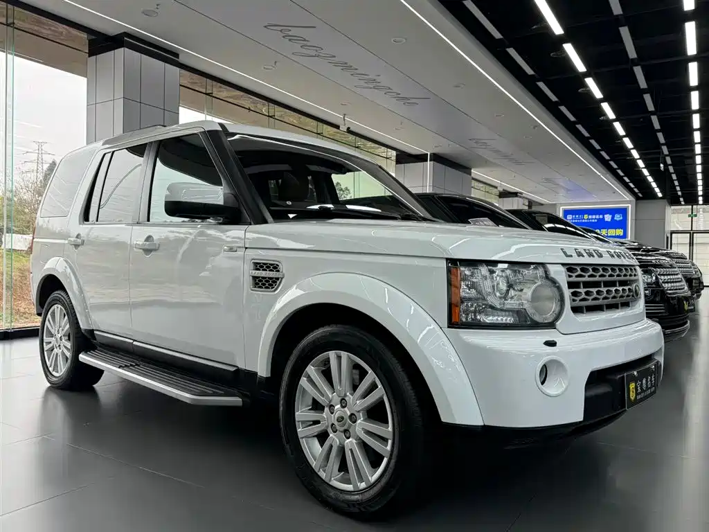 Land Rover Discovery 2010 — фото 3