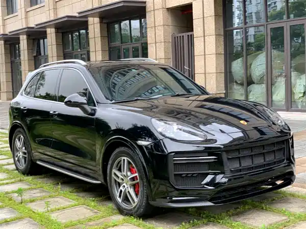 Porsche Cayenne 2011
