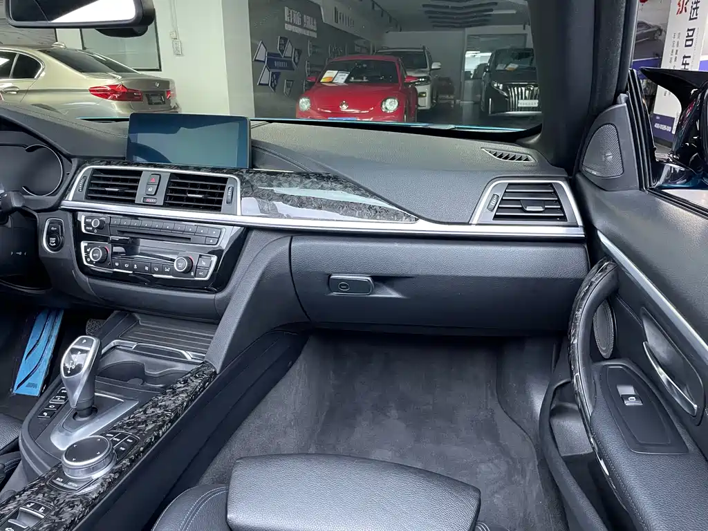 BMW 4 Series 2019 — фото 26