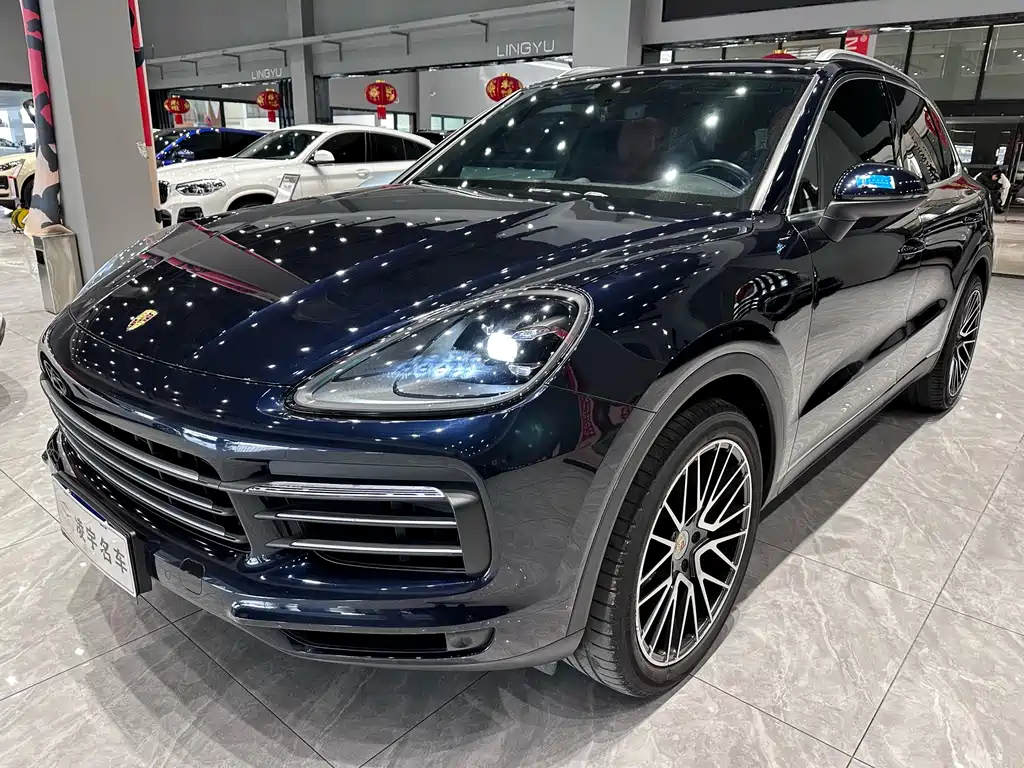Porsche Cayenne 2020 — фото 1