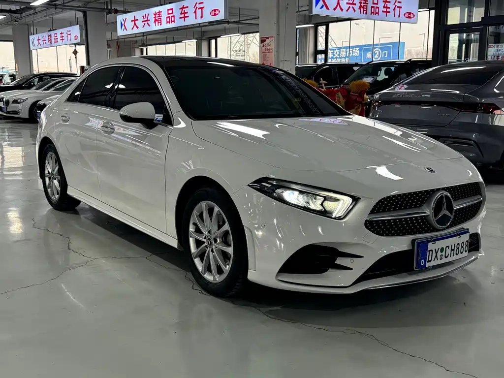 Mercedes-Benz A-Class 2021 — фото 3