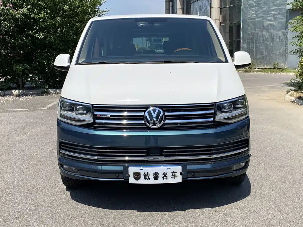 Volkswagen Multivan 2018 — фото 2