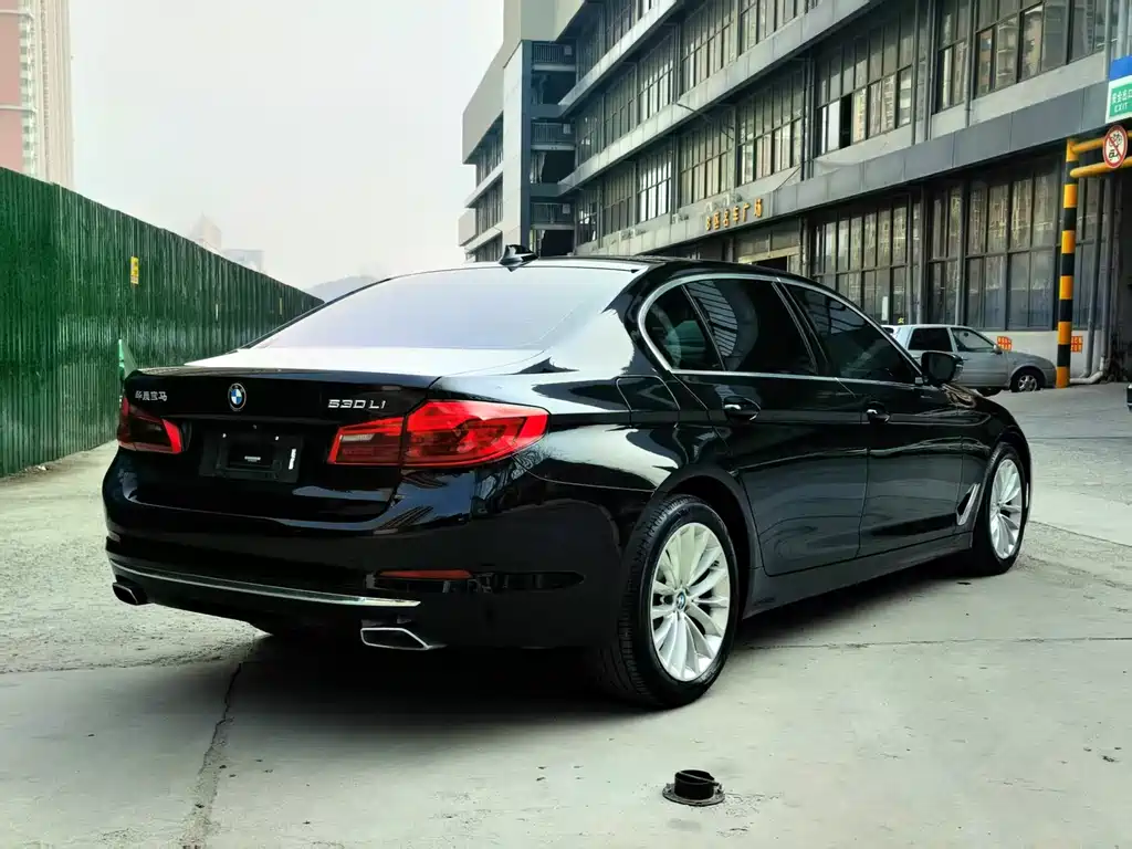 BMW 5 Series 2020