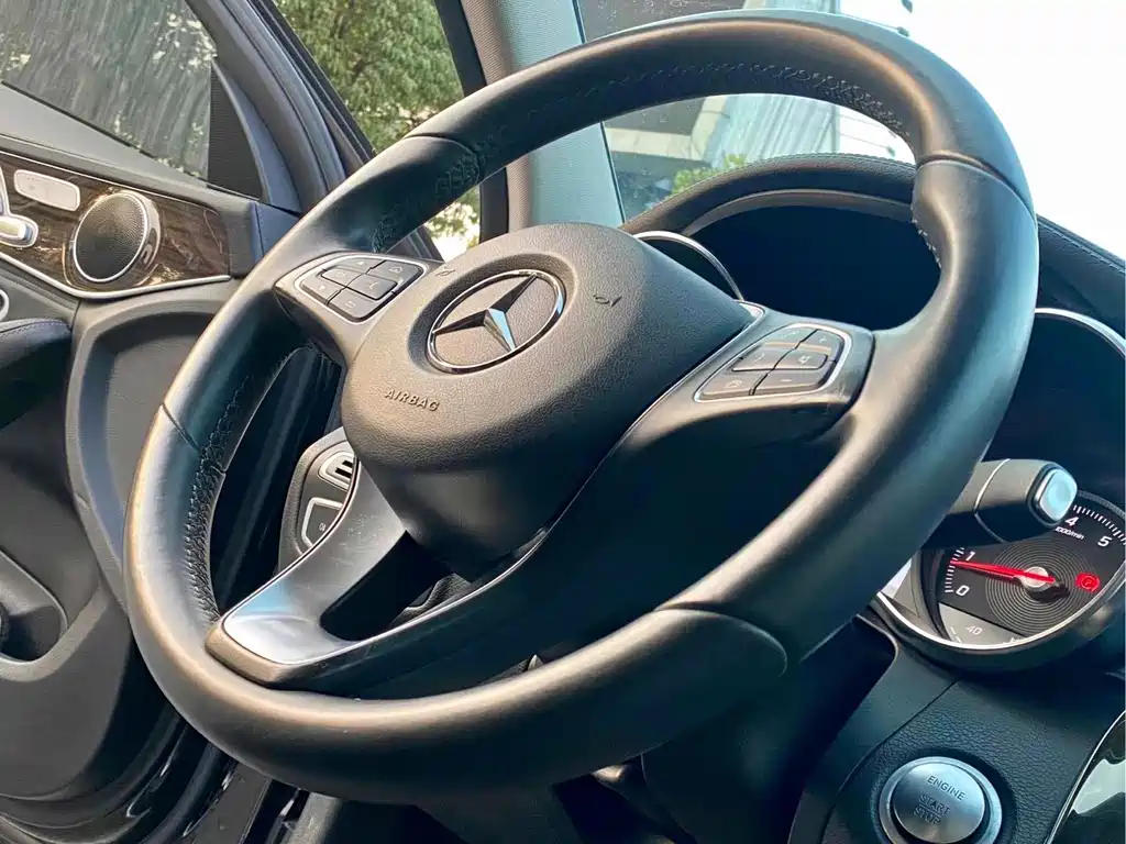 Mercedes-Benz C-Class 2016