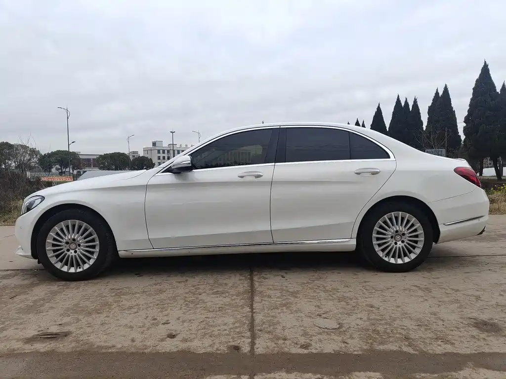 Mercedes-Benz C-Class 2016