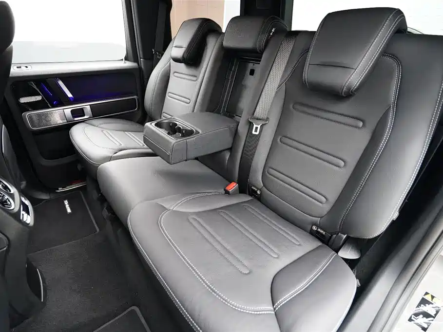 Mercedes-Benz G-Class 2024 — фото 15