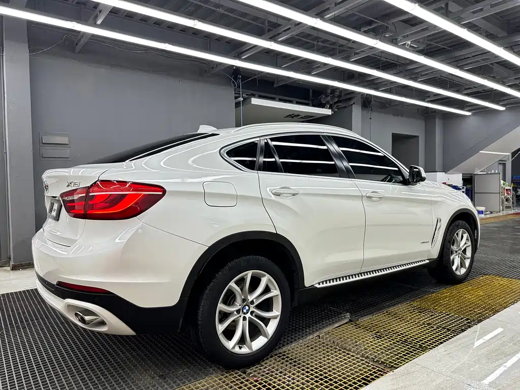 BMW X6 2015 — фото 5