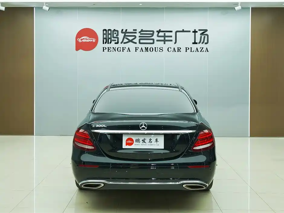 Mercedes-Benz E-Class 2017 — фото 18