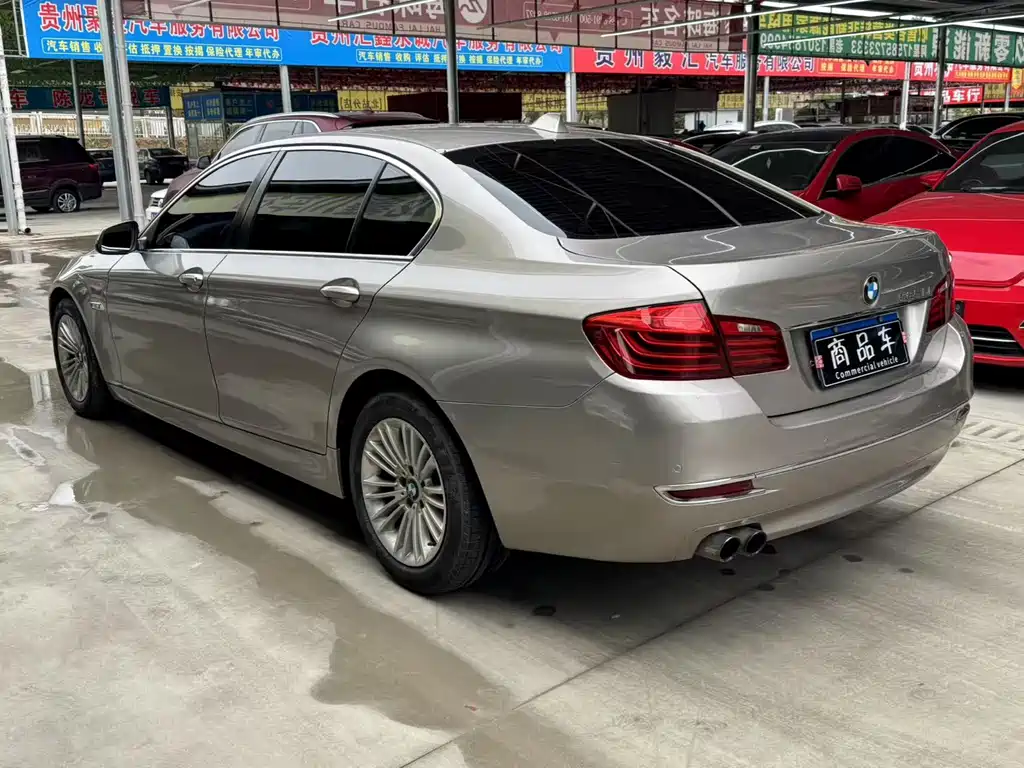 BMW 5 Series 2016 — фото 15