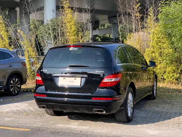 Mercedes-Benz R-Class 2014