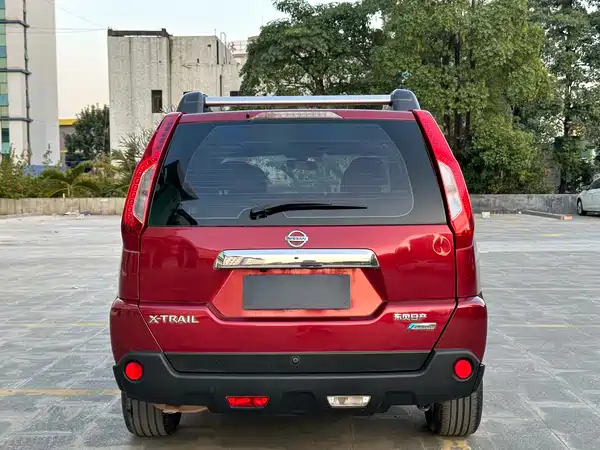 Nissan X-Trail 2012