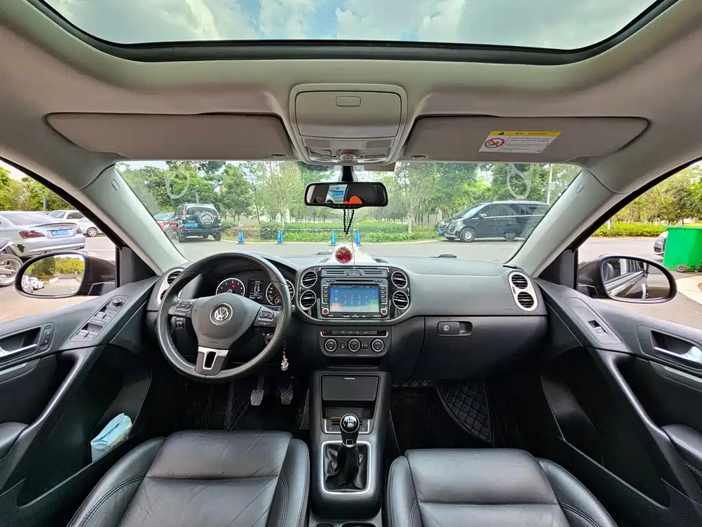 Volkswagen Tiguan 2015 — фото 16