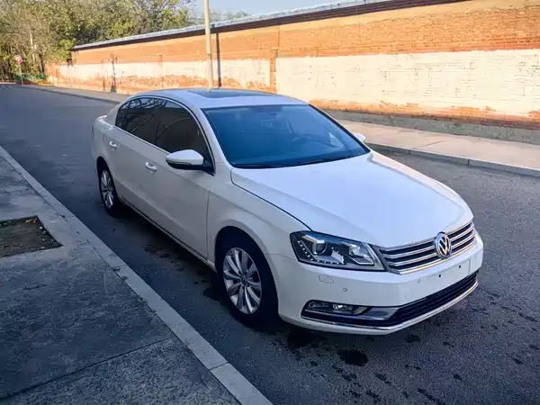 Volkswagen Magotan 2013