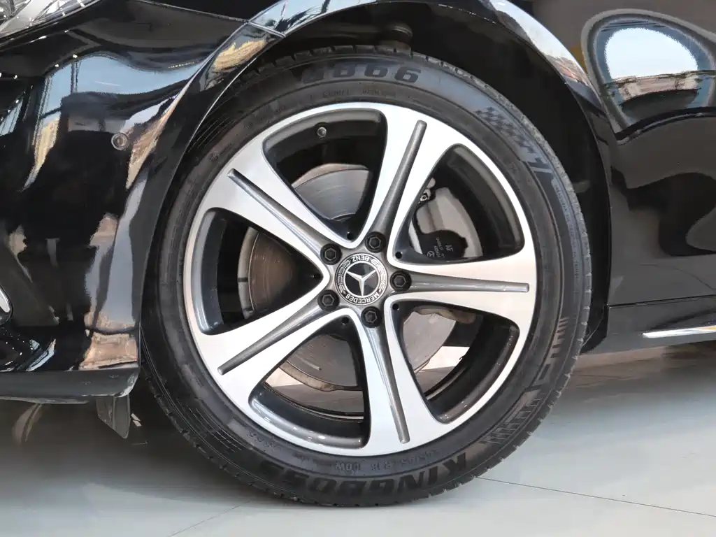 Mercedes-Benz E-Class 2018
