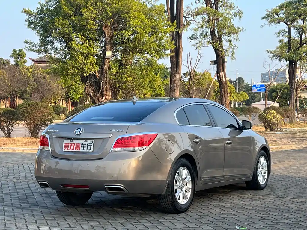 Buick LaCrosse 2012 — фото 7