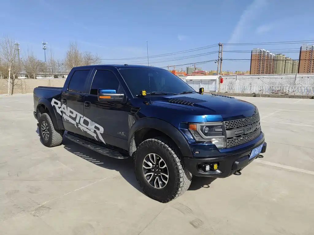 Ford F-150 Raptor 2014