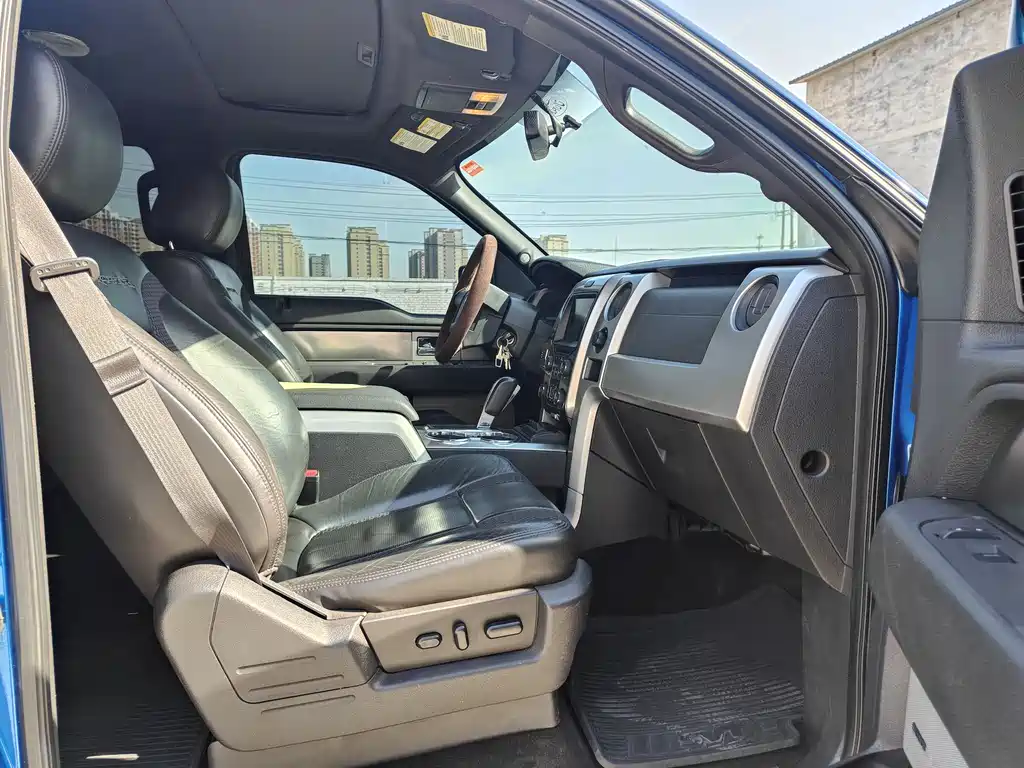 Ford F-150 Raptor 2014 — фото 10