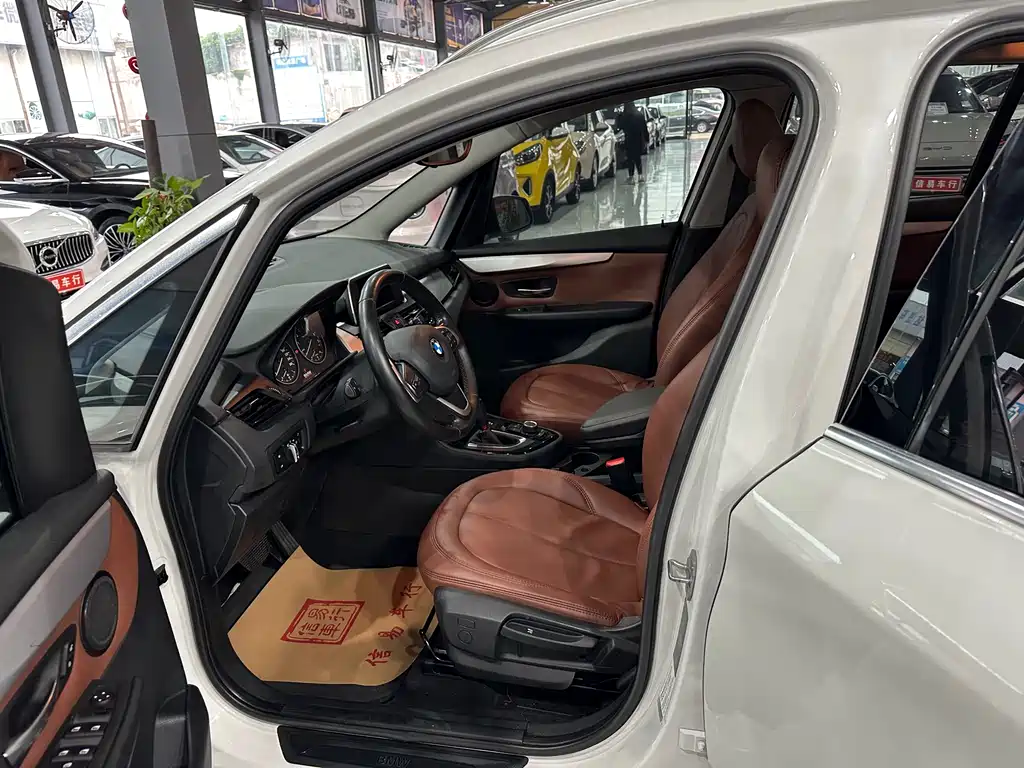 BMW 2 Series Gran Tourer 2018 — фото 12