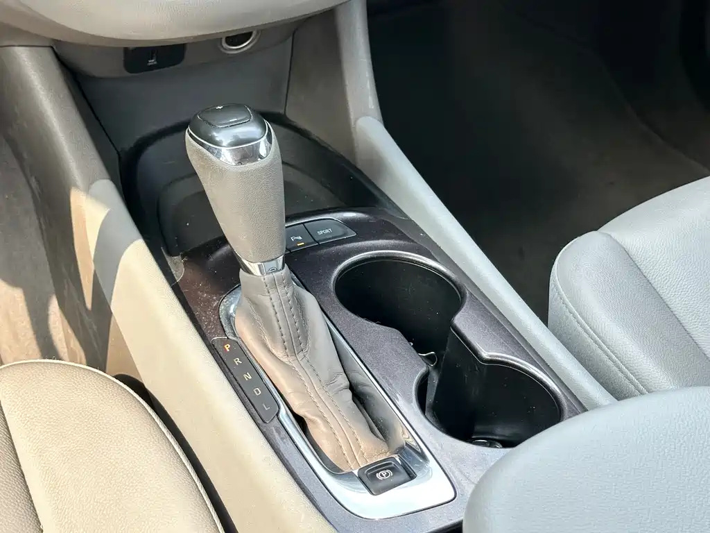 Chevrolet Malibu XL 2018 — фото 22
