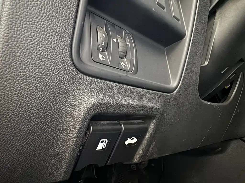 Renault Koleos 2018 — фото 10