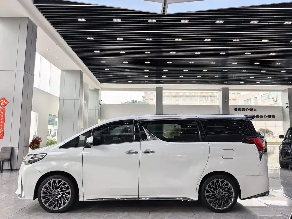 Toyota Vellfire 2020 — фото 4
