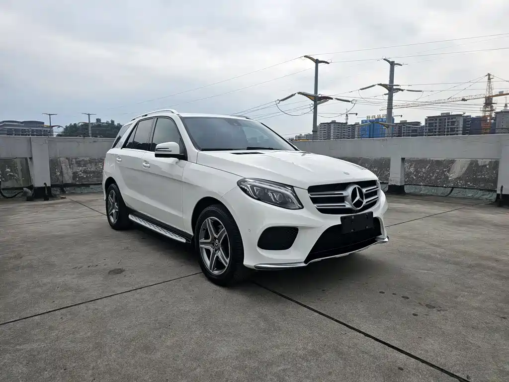 Mercedes-Benz M-Class 2015 — фото 3
