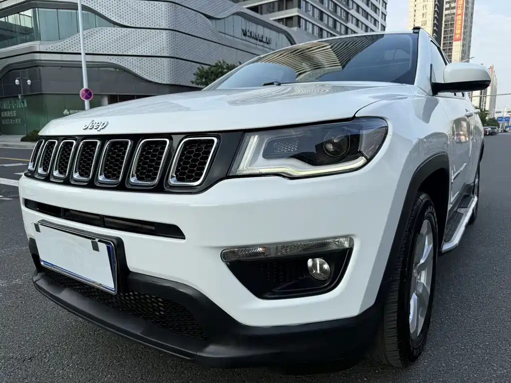 Jeep Compass 2021 — фото 20