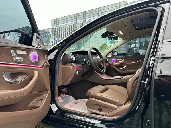 Mercedes-Benz E-Class 2023