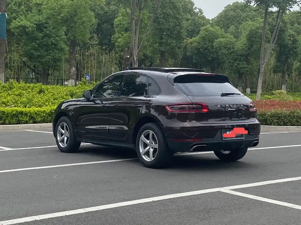 Porsche Macan 2016 — фото 28
