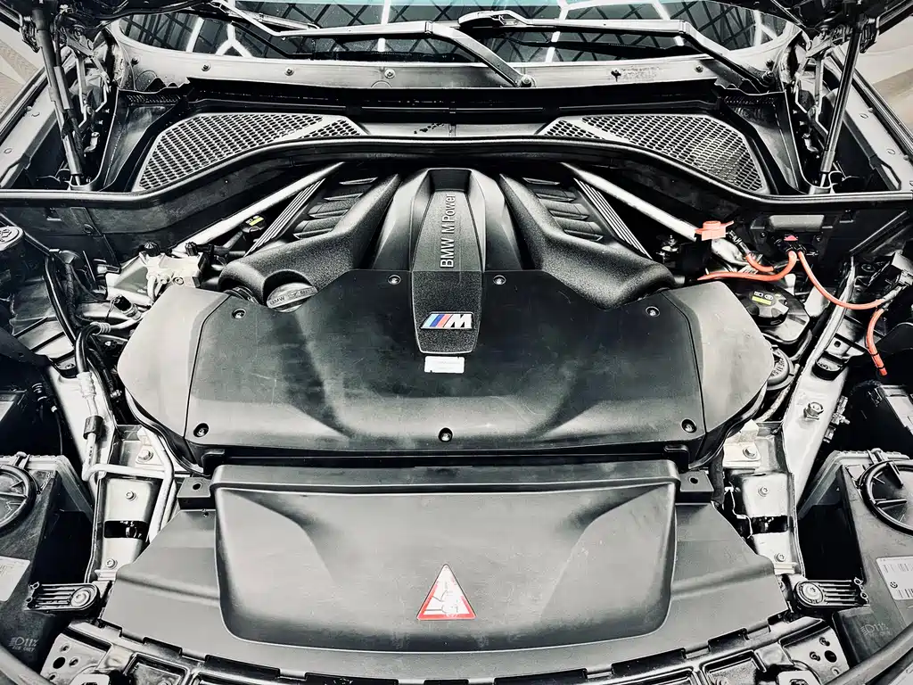 BMW X5 M 2015 — фото 25