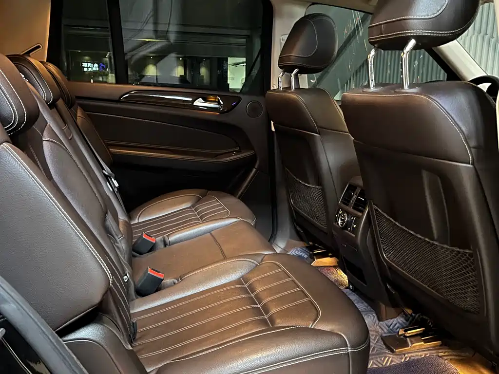 Mercedes-Benz GLS 2018 — фото 14