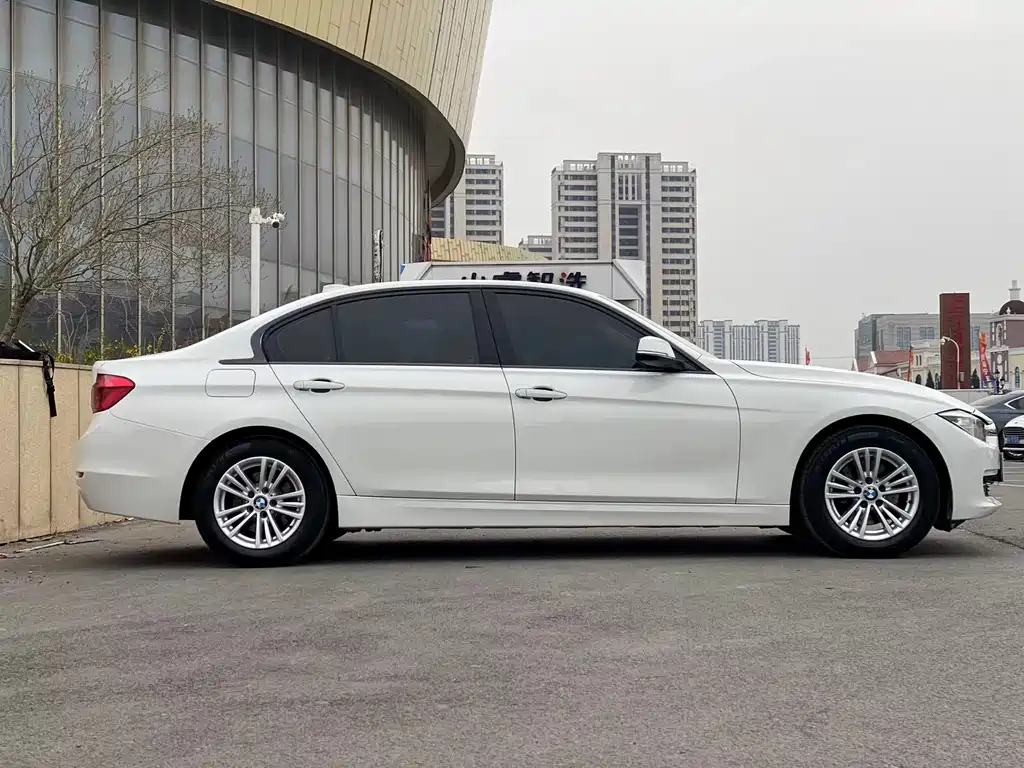 BMW 3 Series 2015 — фото 3