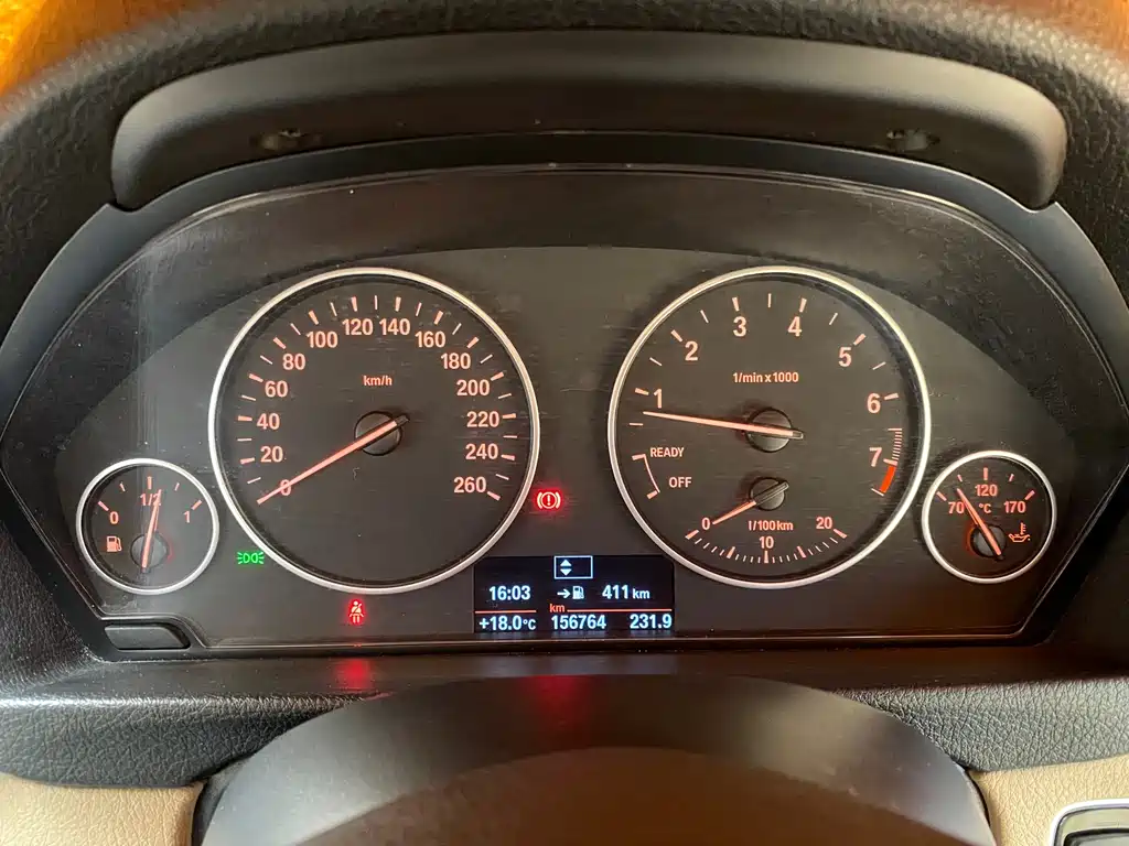 BMW 3 Series 2015 — фото 9