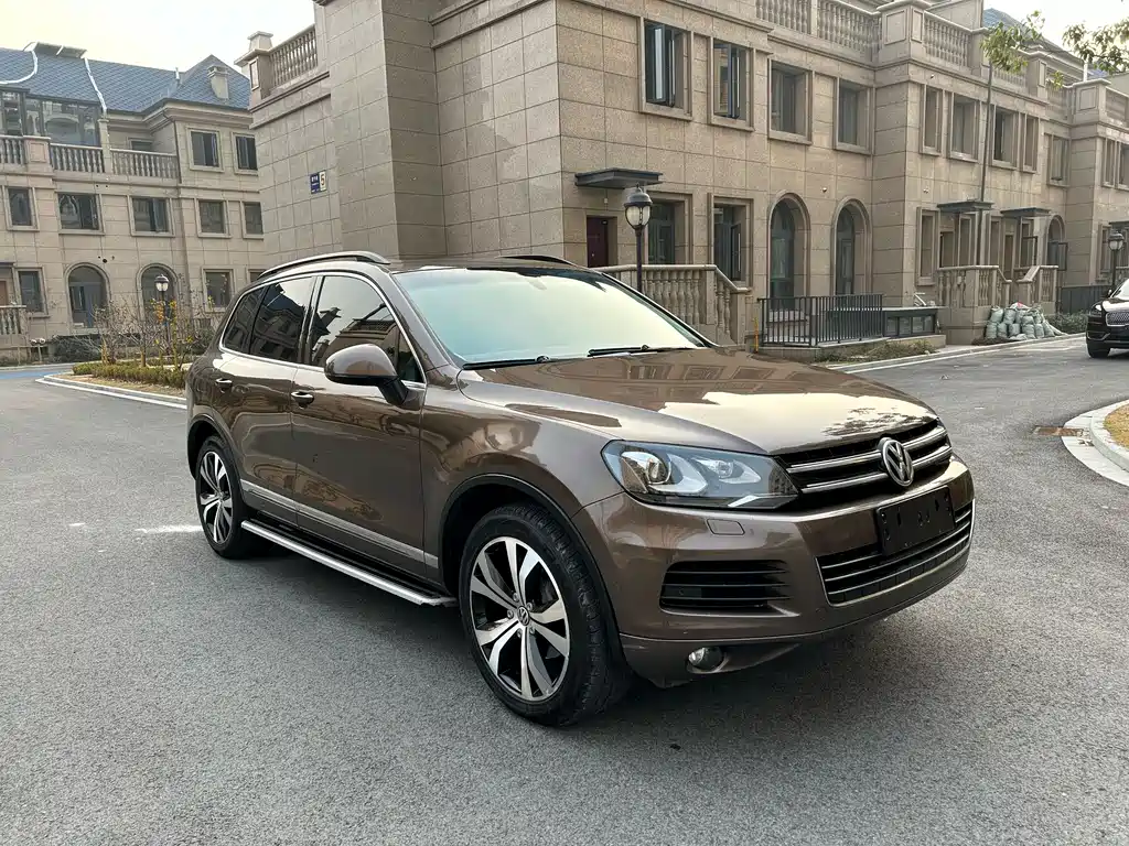 Volkswagen Touareg 2017 — фото 2