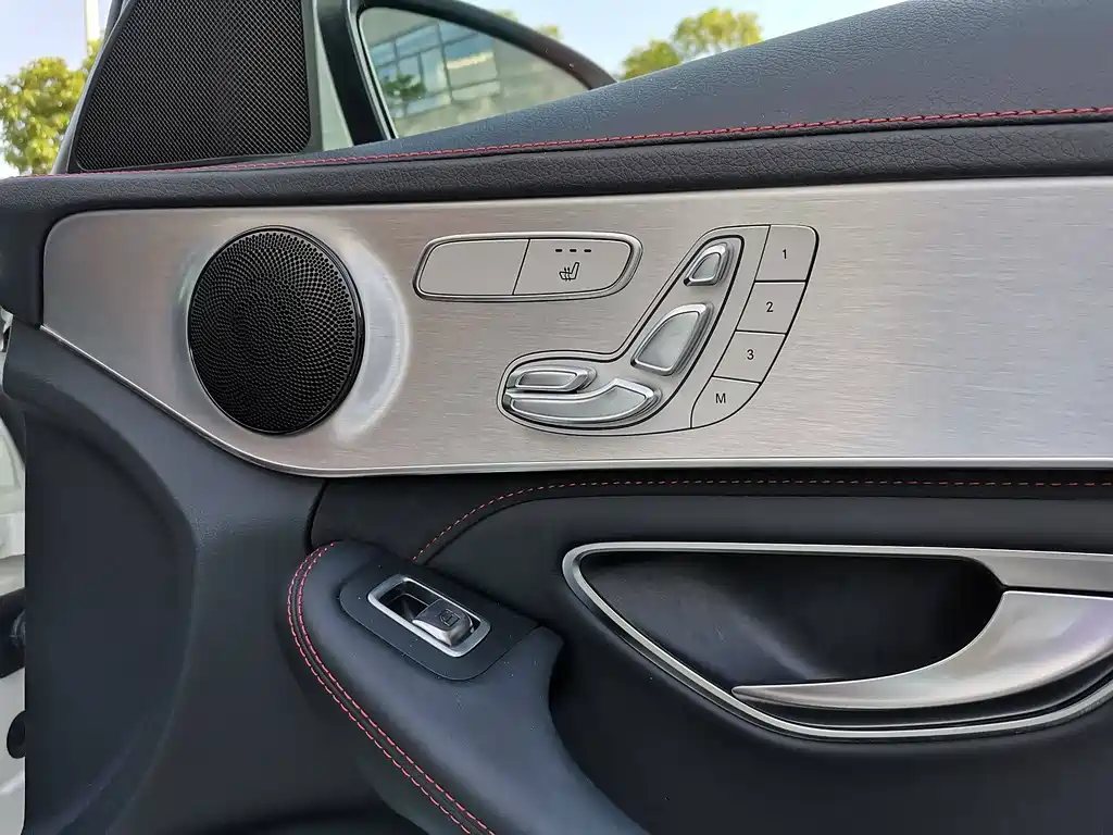 Mercedes-Benz C-Class AMG 2020 — фото 18