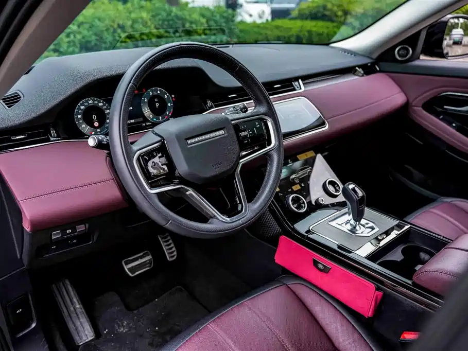 Land Rover Evoque 2024 — фото 13