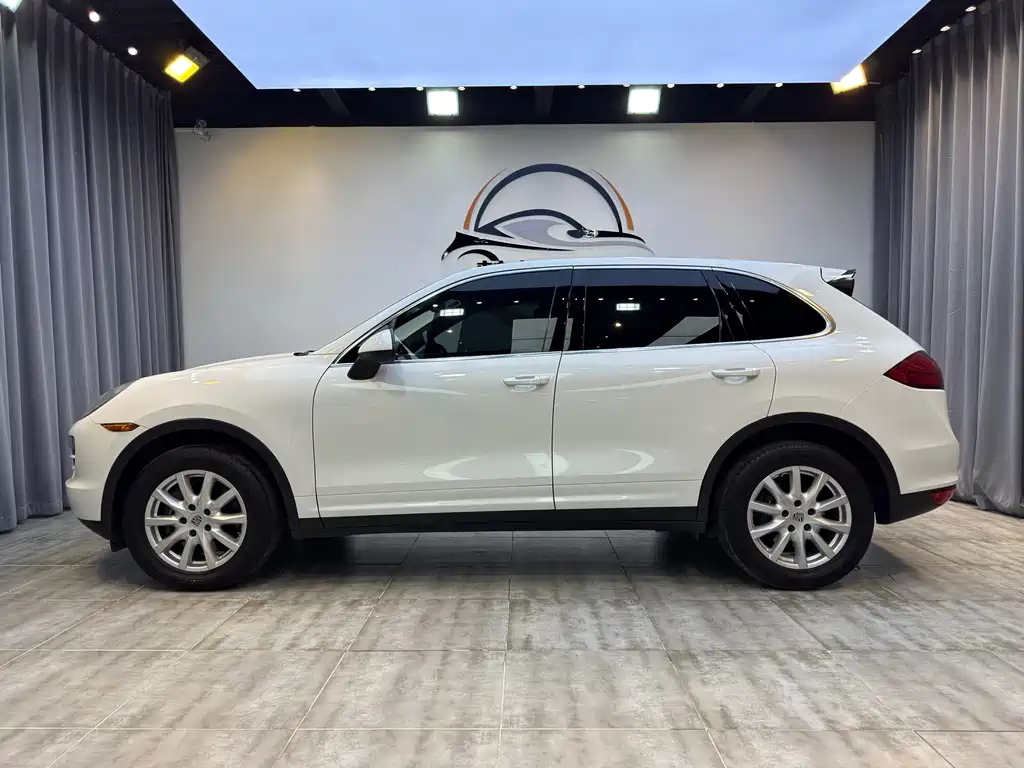Porsche Cayenne 2014 — фото 4