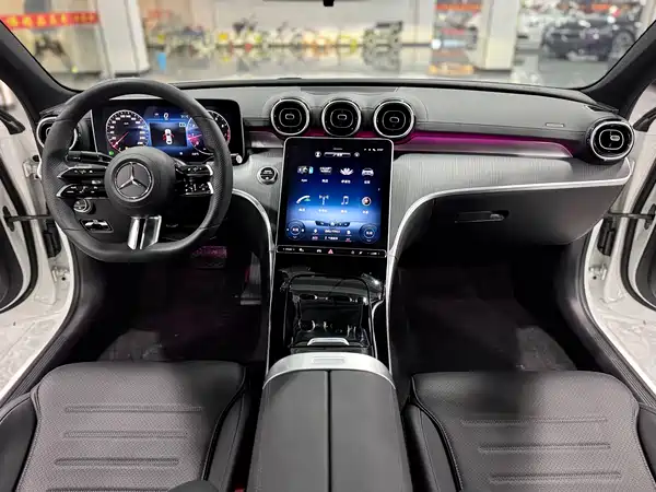 Mercedes-Benz C-Class 2022