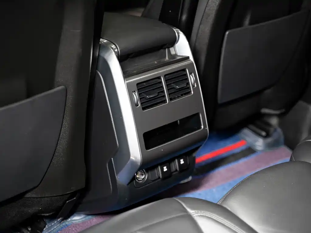 Land Rover Sport 2018 — фото 20