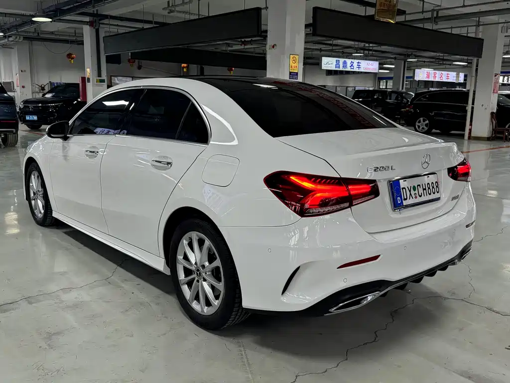 Mercedes-Benz A-Class 2021 — фото 6