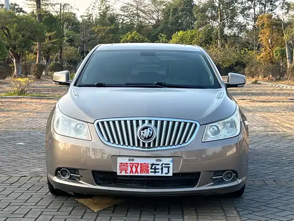 Buick LaCrosse 2012