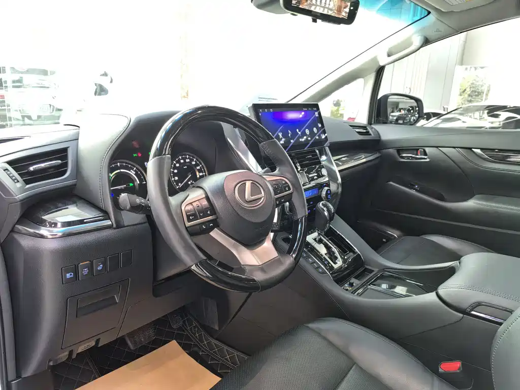 Toyota Vellfire 2020 — фото 6