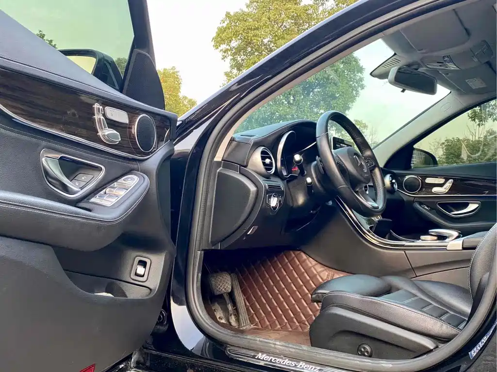 Mercedes-Benz C-Class 2016