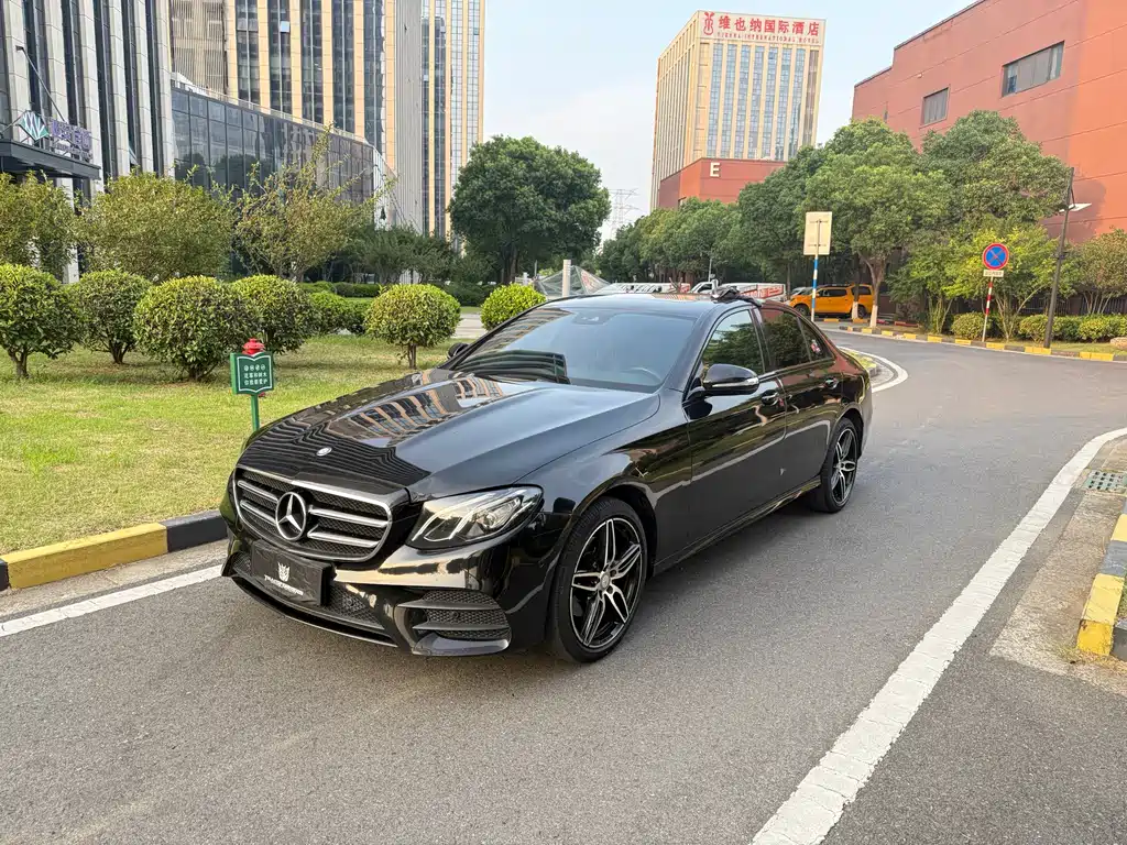Mercedes-Benz E-Class 2018 — фото 1
