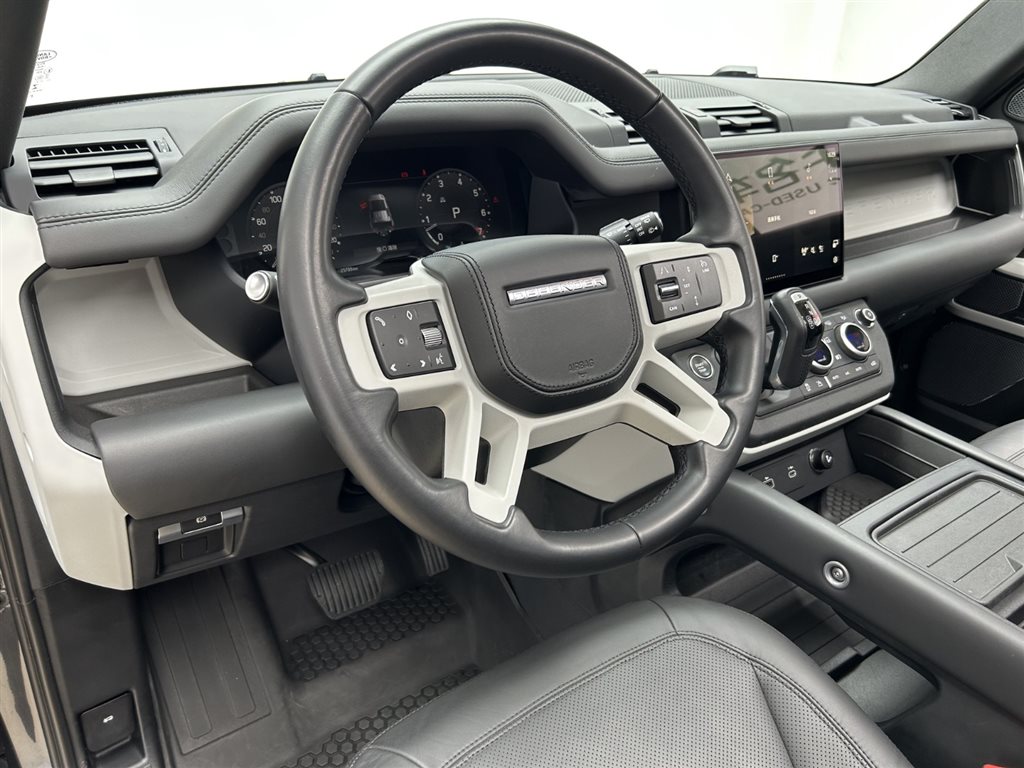 Land Rover Defender 2023 — фото 11