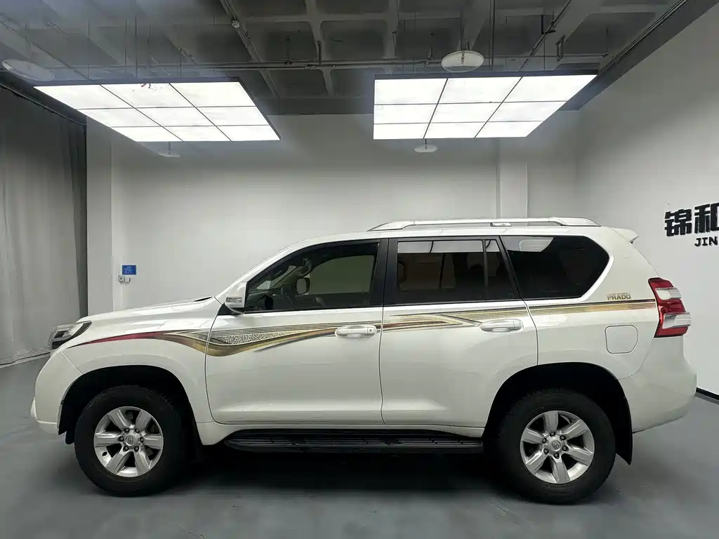 Toyota Prado 2017 — фото 3