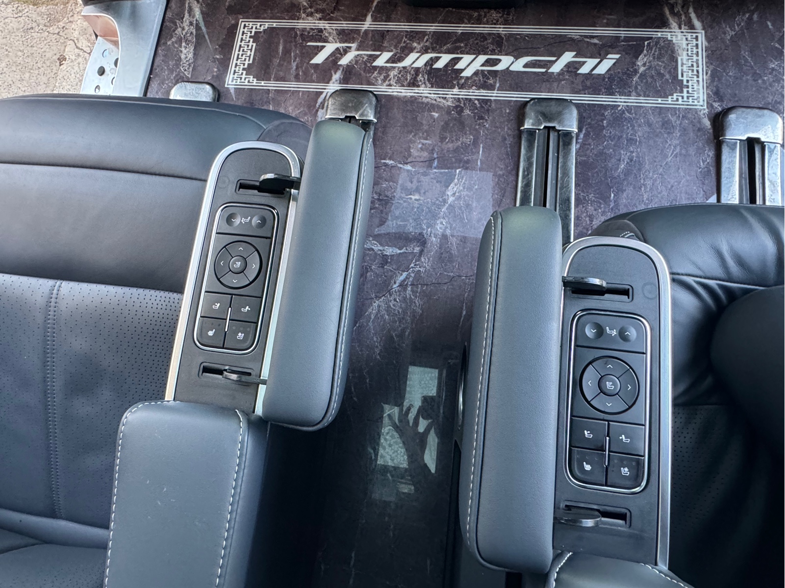 GAC Motor Trumpchi M8 2022 — фото 15