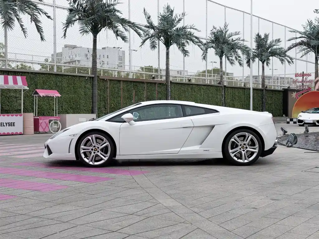 Lamborghini Gallardo 2011 — фото 7