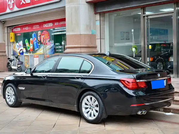 BMW 7 Series 2013
